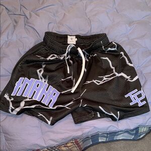 Men’s INAKA Power workout shorts